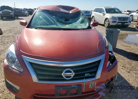 2015 Nissan Altima 2.5 из США, поврежденный, VIN 1N4AL3AP2FN894285